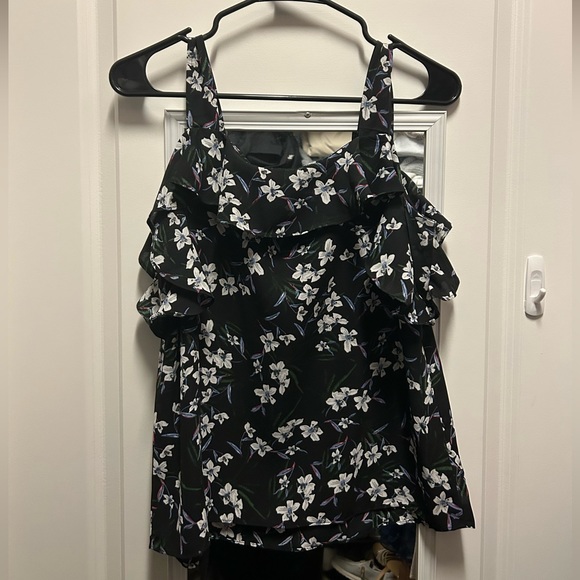 Banana Republic top - Picture 3 of 3